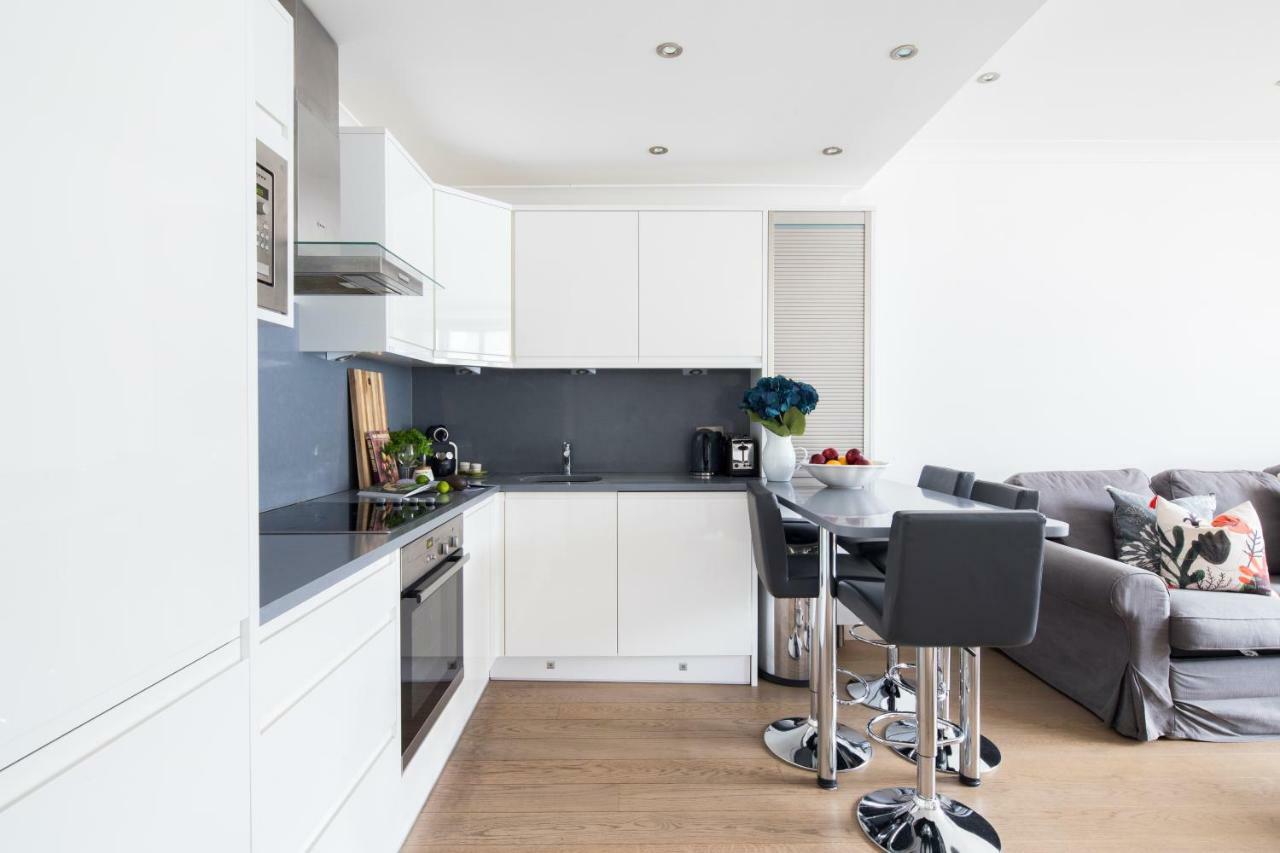 Gloucester Terrace By Lime Street 런던 외부 사진
