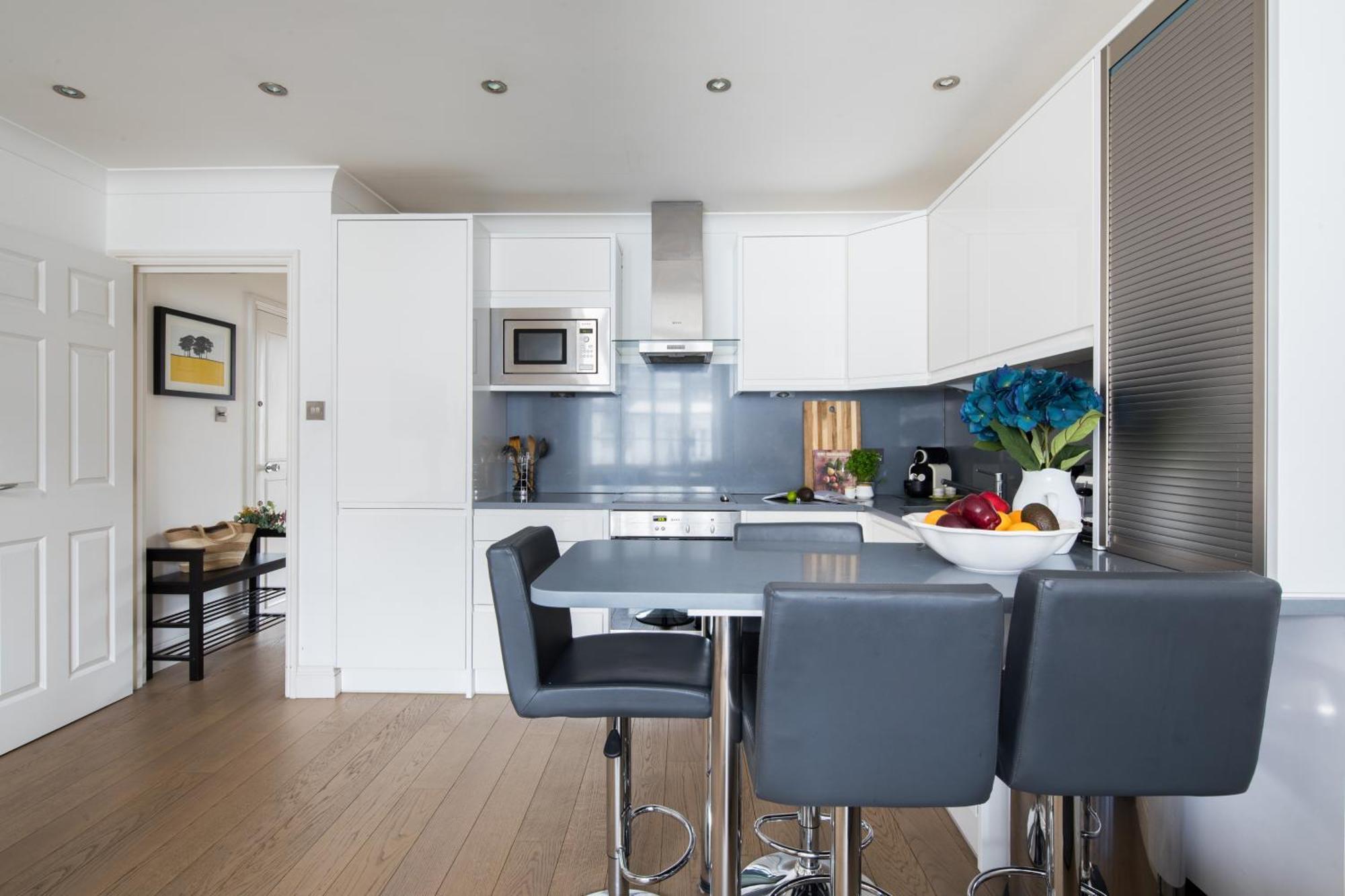 Gloucester Terrace By Lime Street 런던 외부 사진